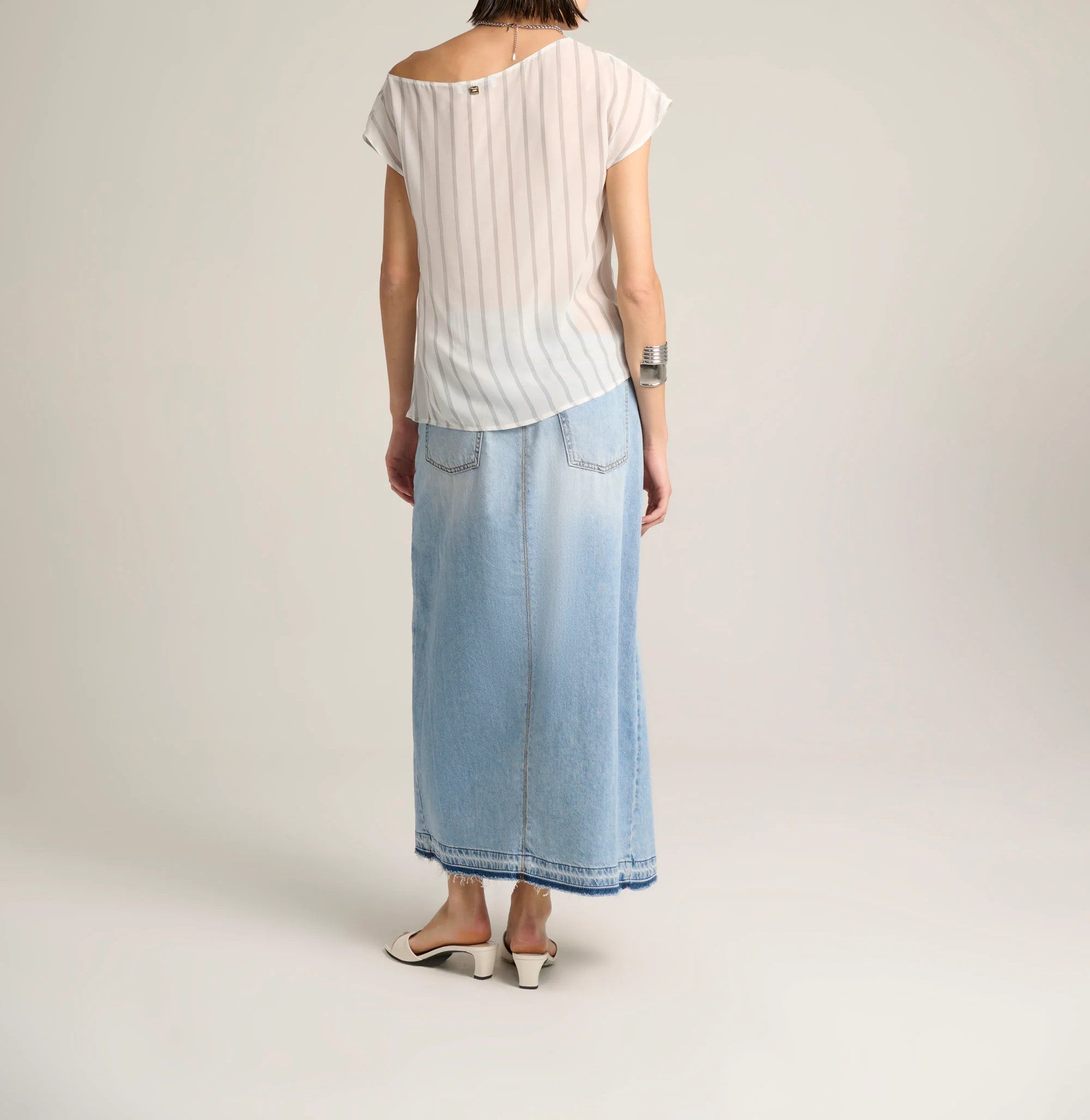 C220VI - BLUSA - MANILA GRACE